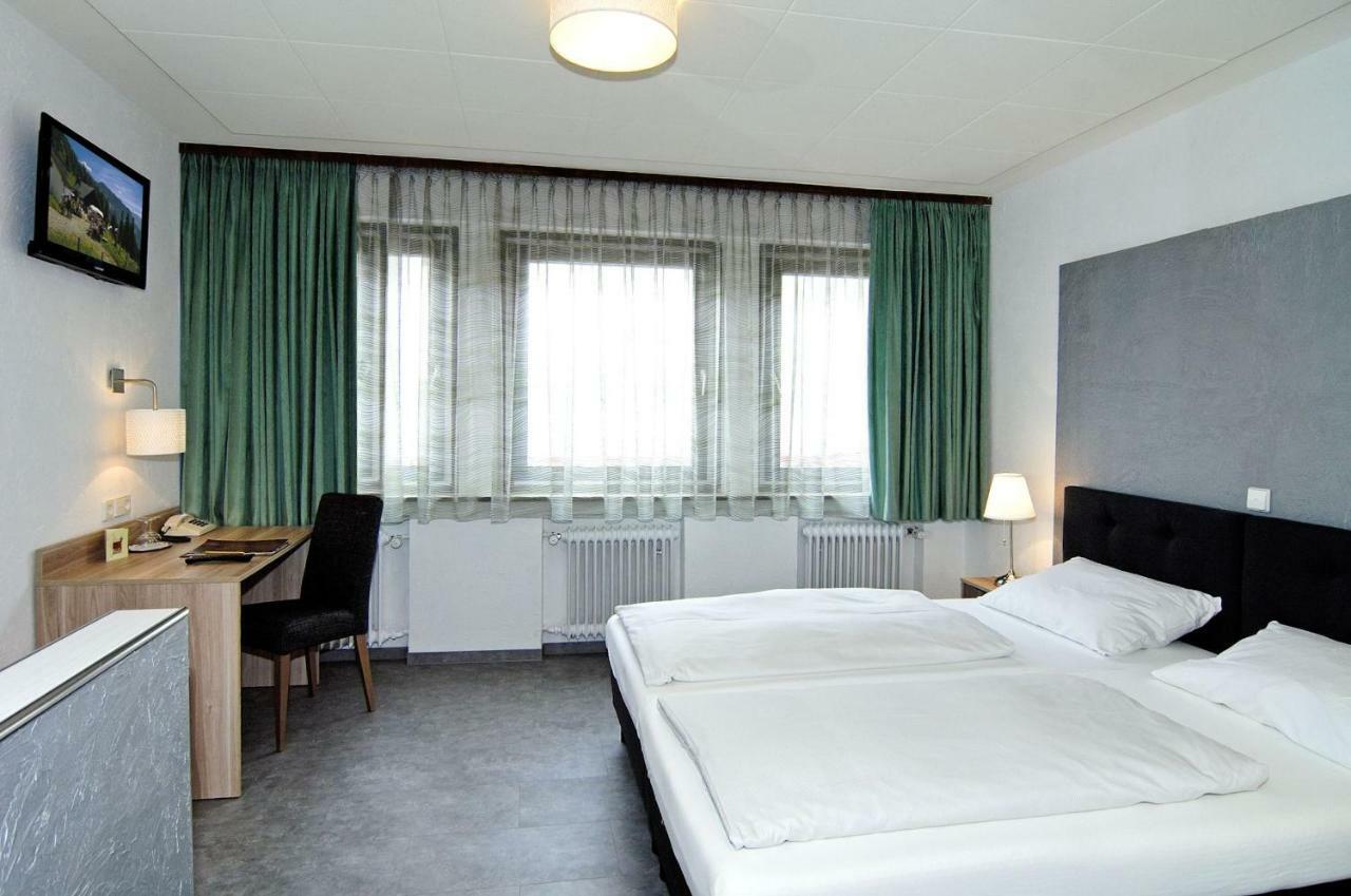 Hotel Cafe Schlack Tuttlingen Exterior photo
